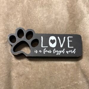 Black and White Paw Print Wall Decor